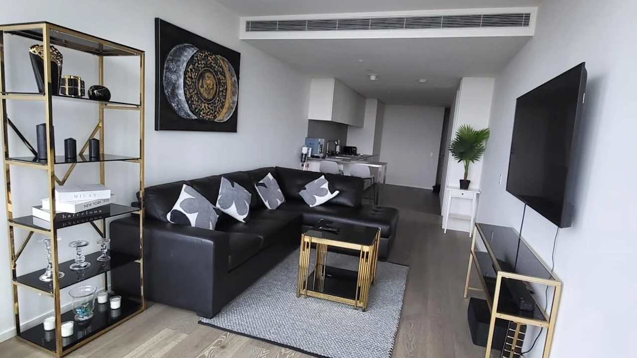 Whole property with 2 rooms for rent