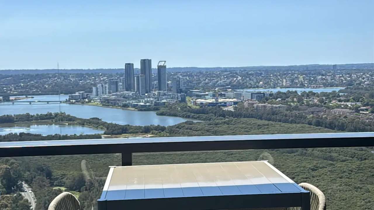 Furnished room with own bathroom
