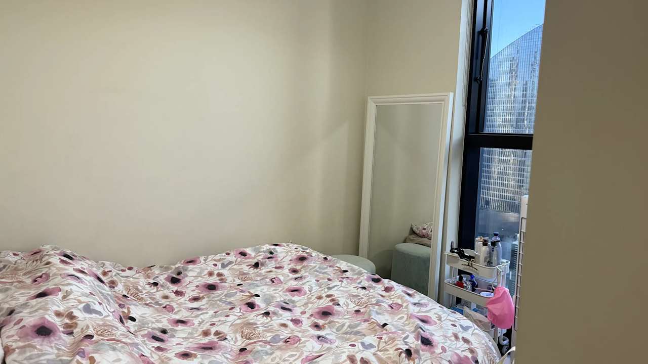 Furnished room with ensuite in a flatshare