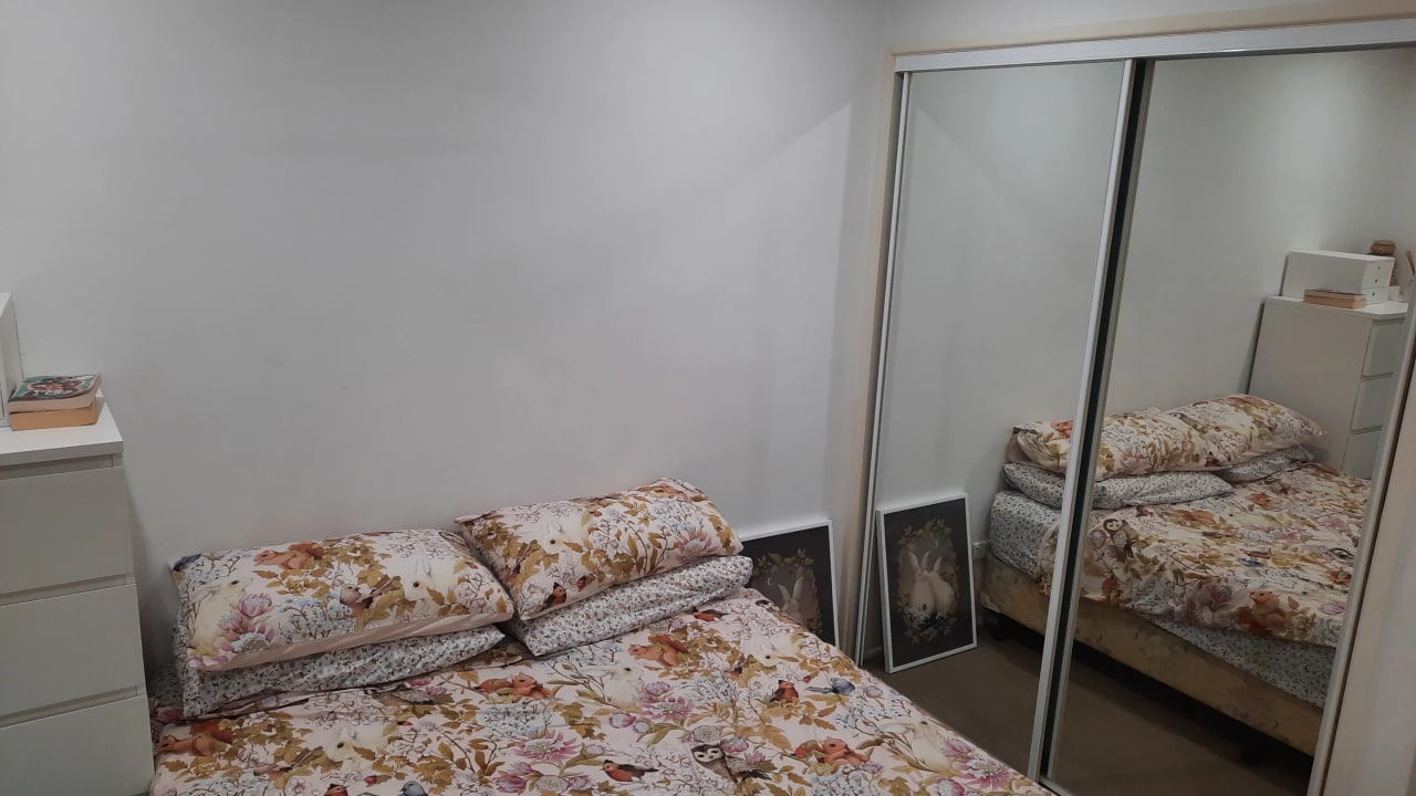 Furnished room with own bathroom