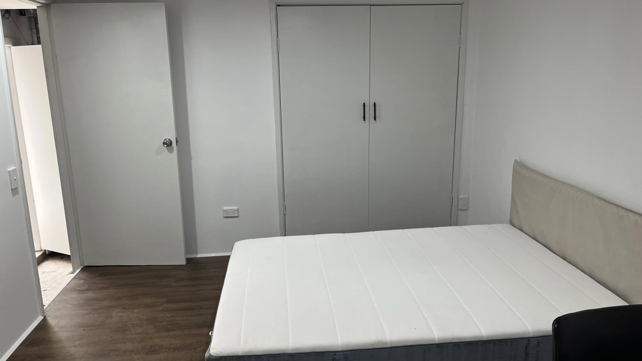 Furnished room studio flat for rent