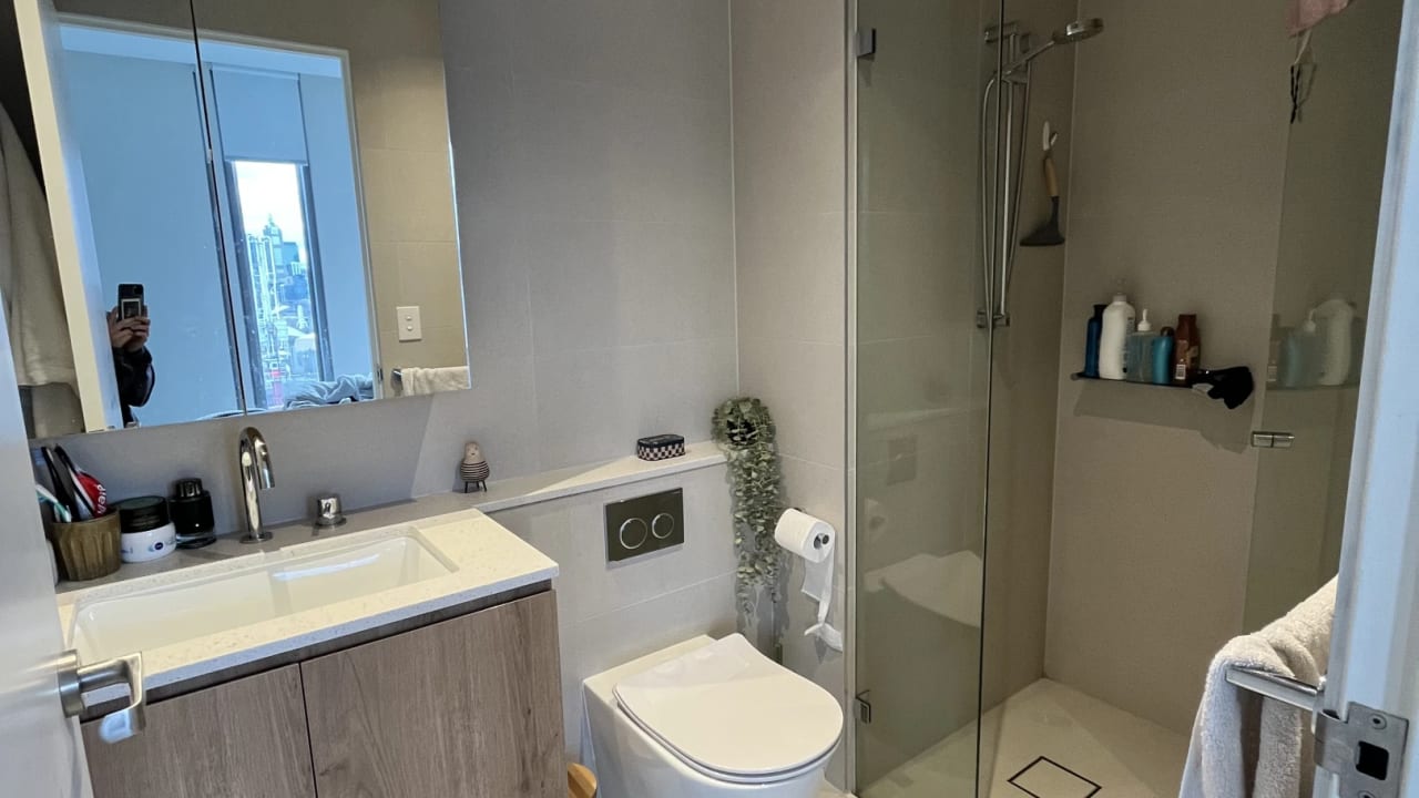 Whole property with 2 rooms for rent