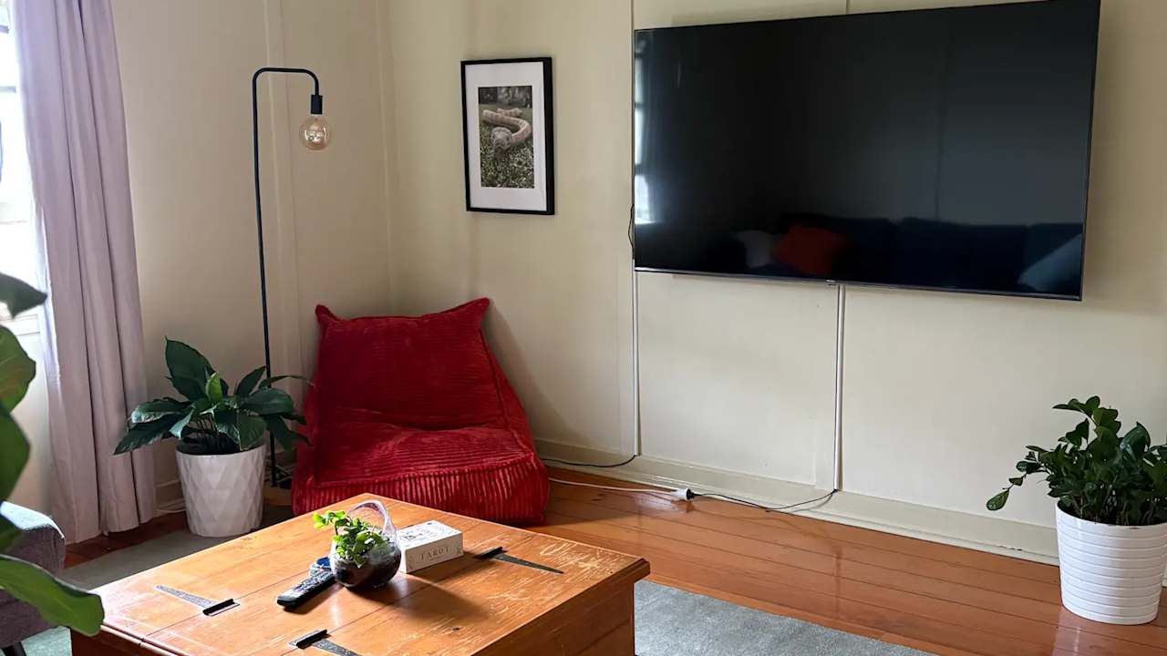 Room in a share house