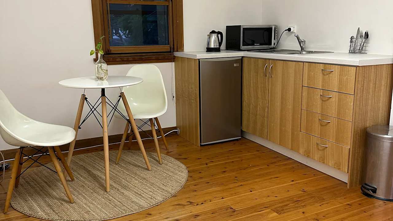 Furnished room studio flat for rent