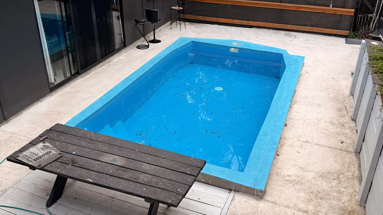 Whole property with 3 rooms for rent