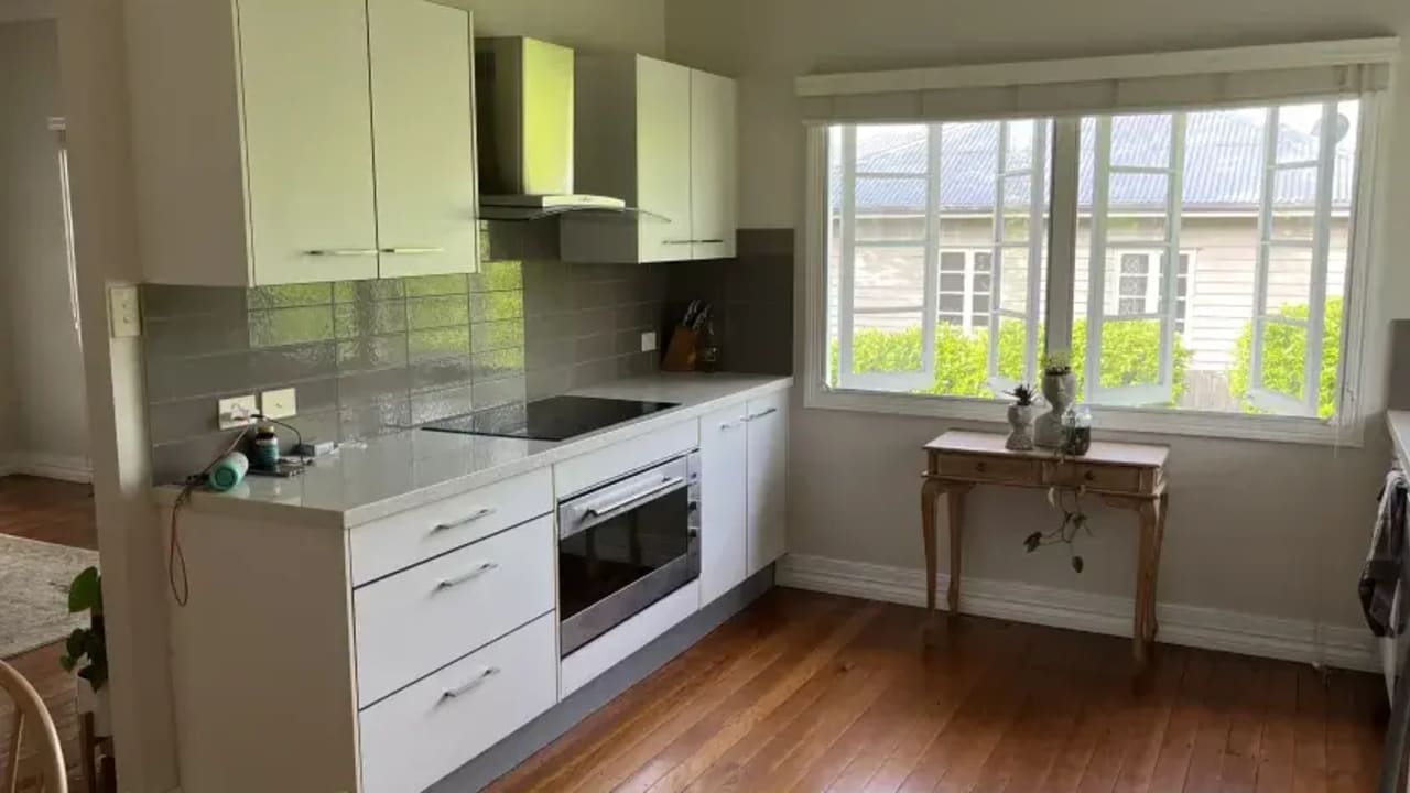 Whole property with 3 rooms for rent