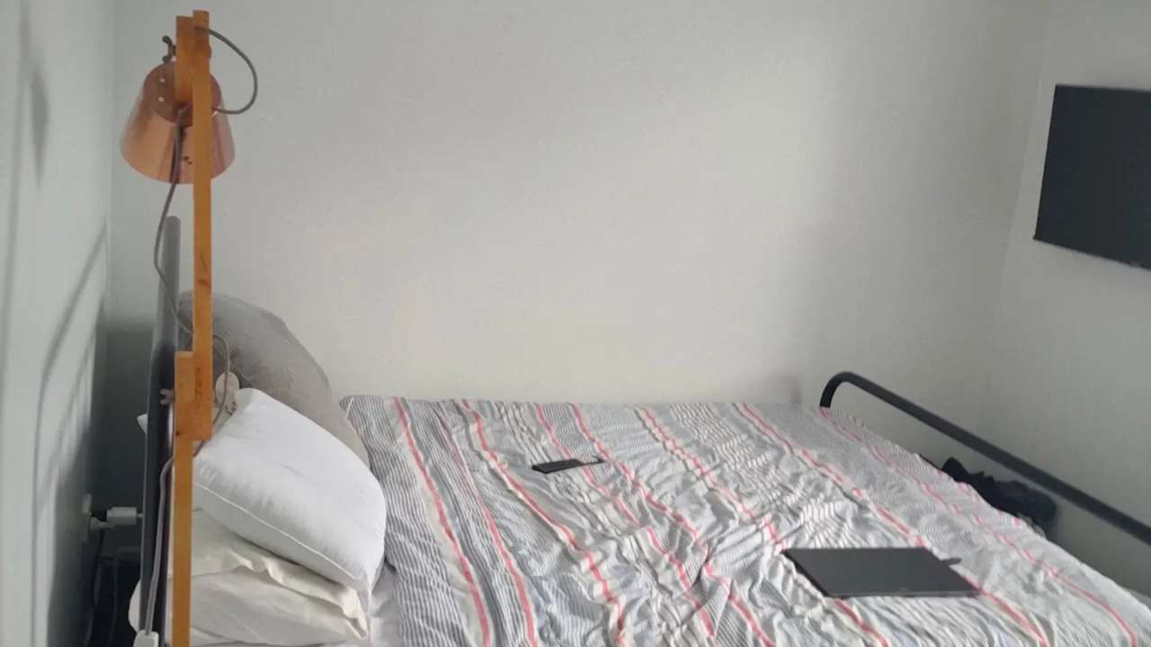 Furnished room with own bathroom