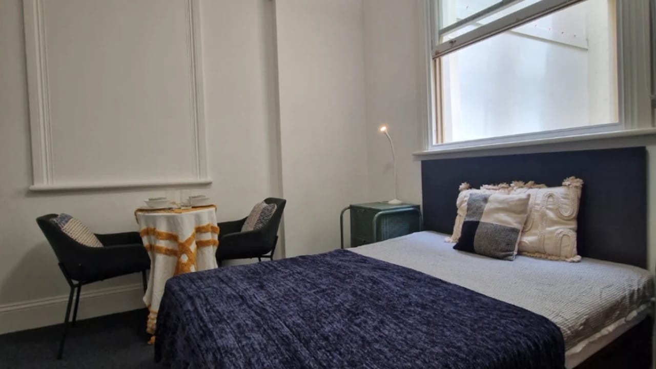 Furnished room studio flat for rent