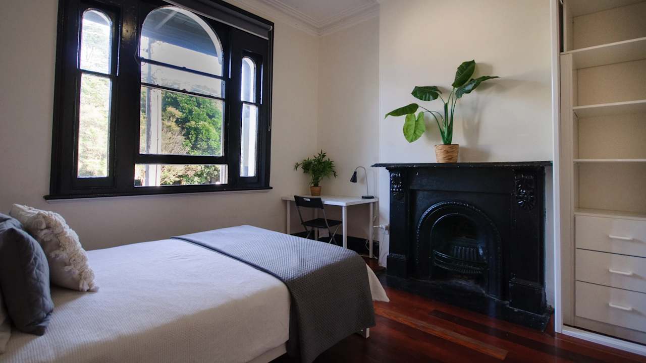 Furnished room in a share house