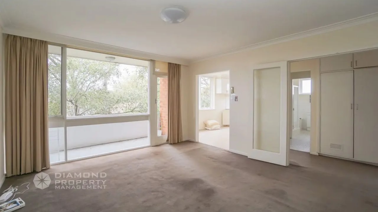 Whole property with 3 rooms for rent