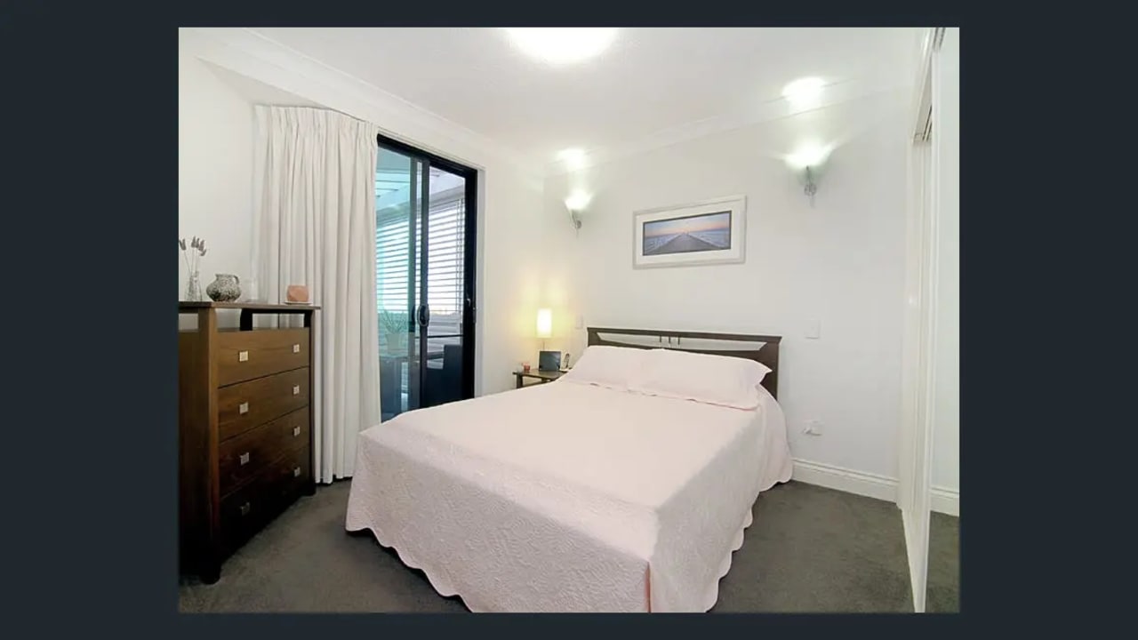 Unfurnished room with own bathroom