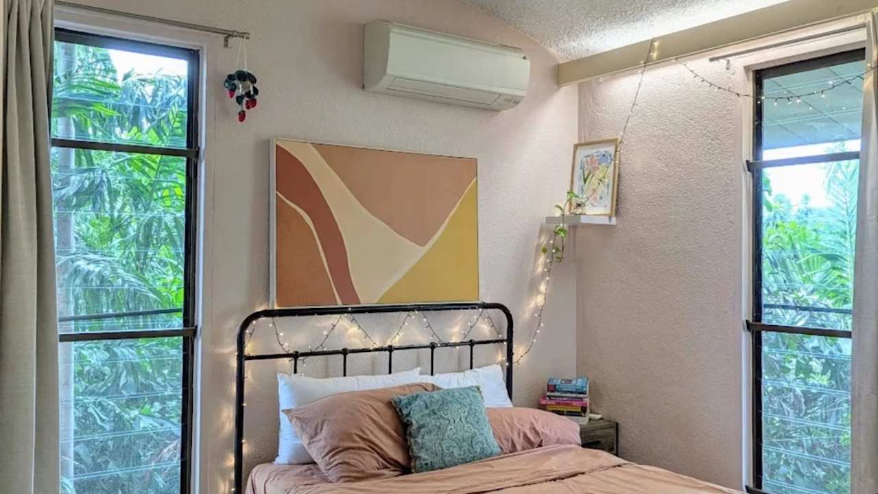 Room in a share house
