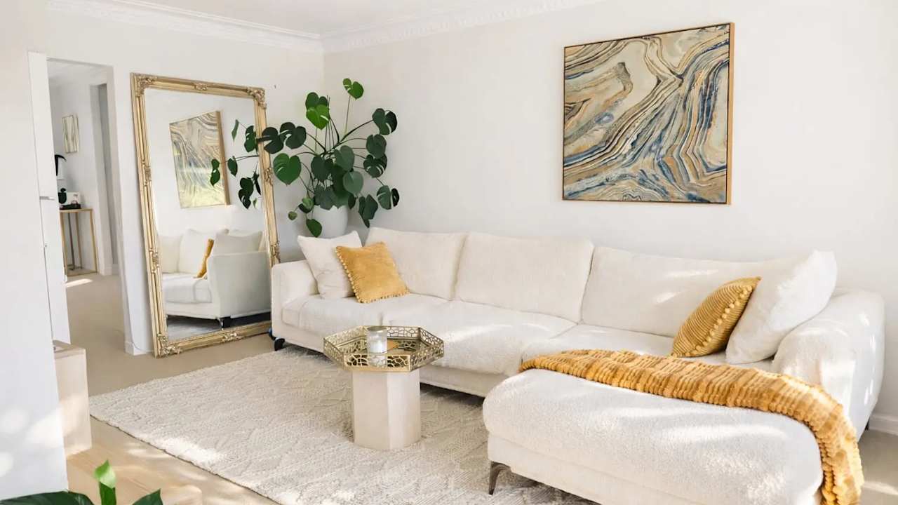 Whole property with 2 rooms for rent
