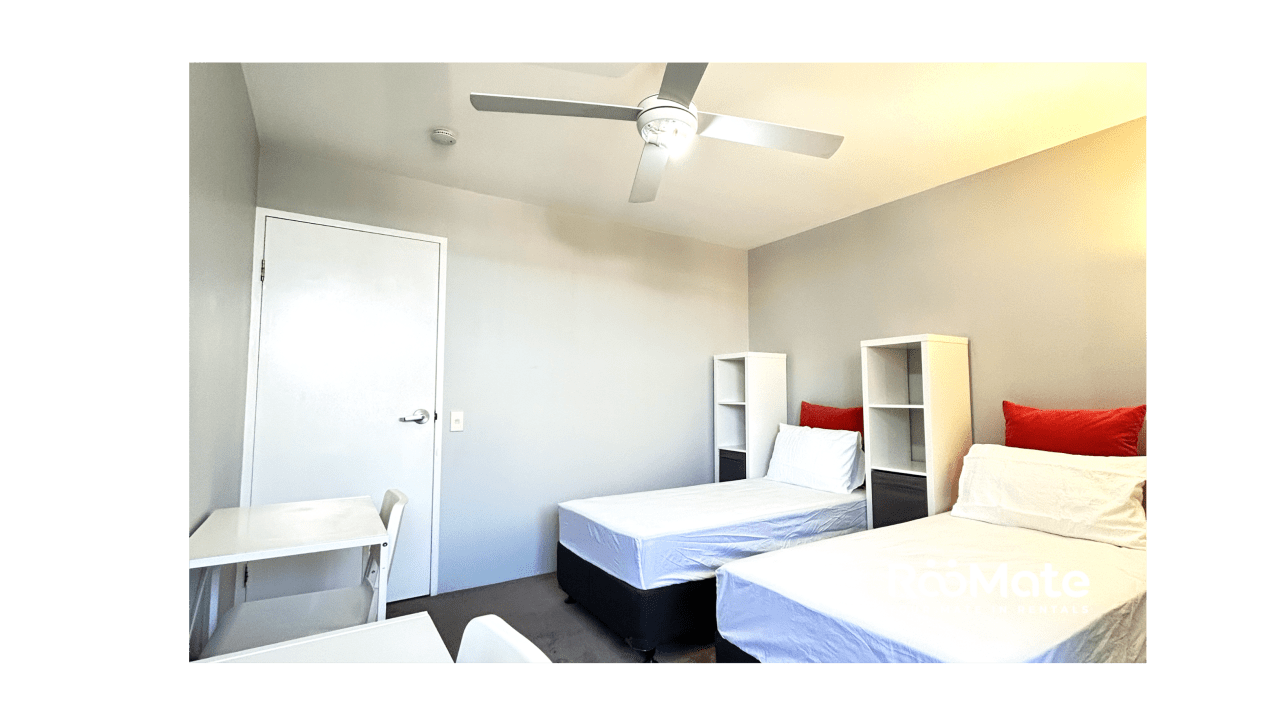 Furnished room with own bathroom