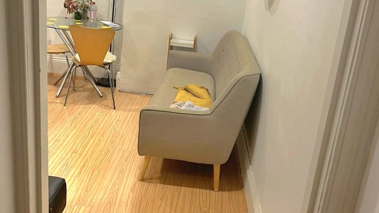 Furnished room in a share house