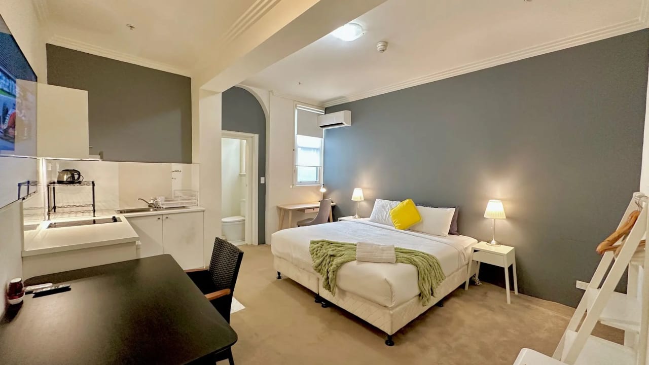 Furnished room with own bathroom