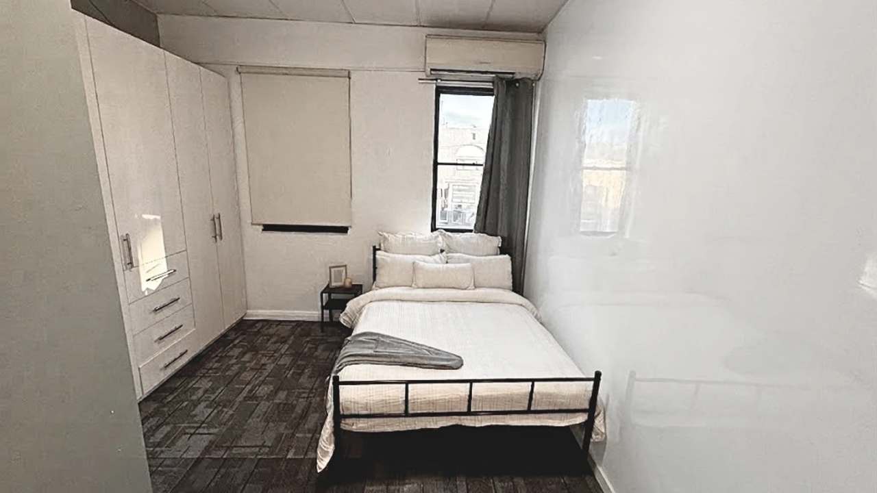 Whole property with 3 rooms for rent