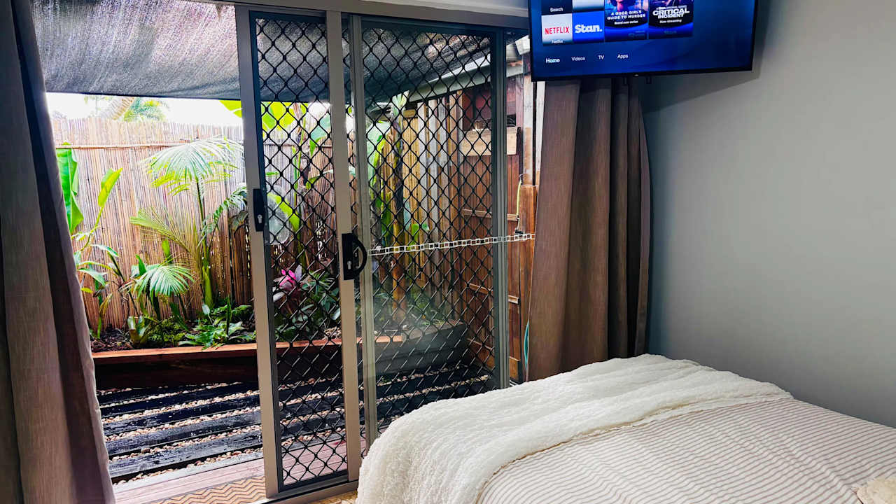 Room in a share house