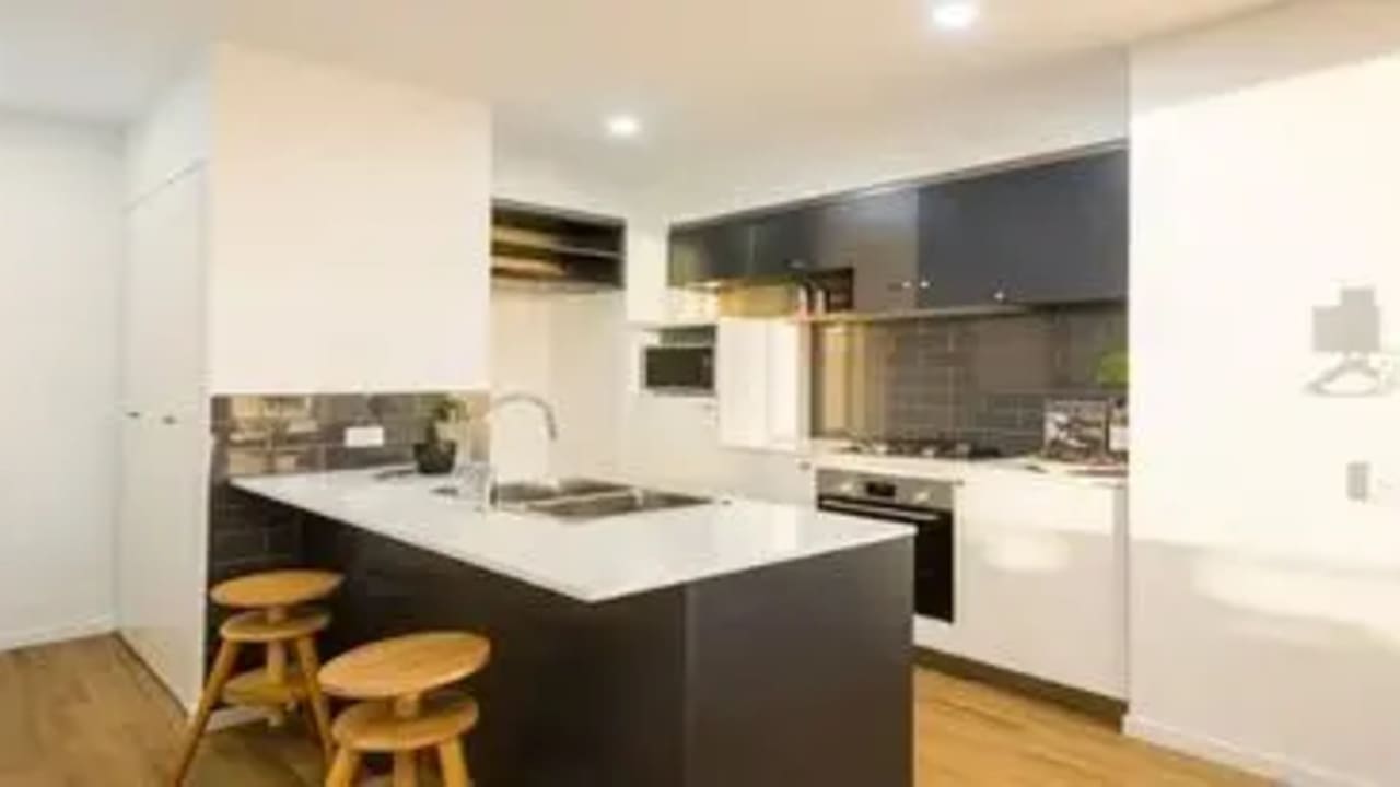 Whole property with 2 rooms for rent