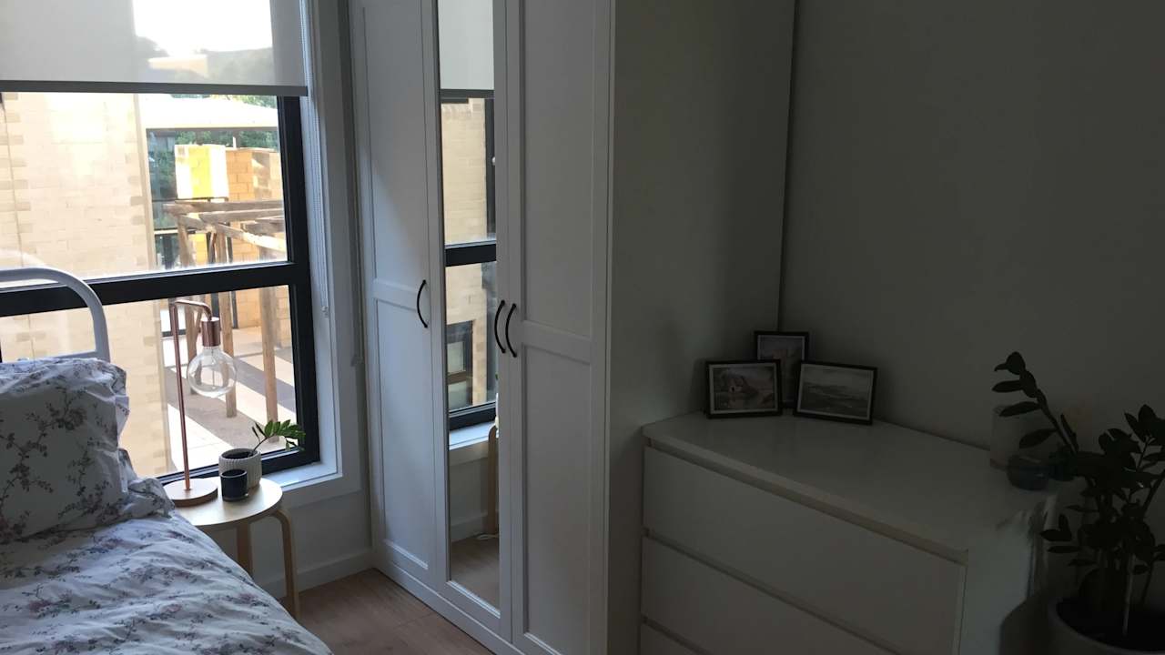 Furnished room in a flatshare