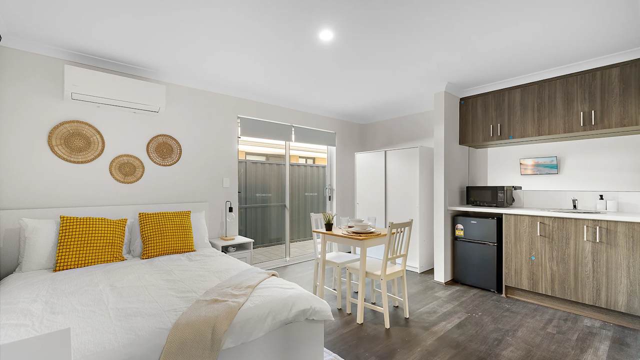 Furnished room with ensuite in a share house