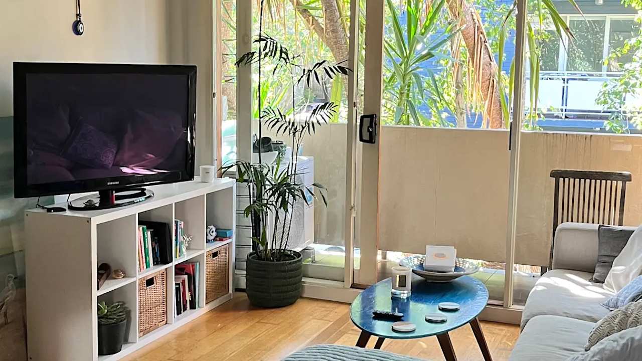Furnished room in a flatshare