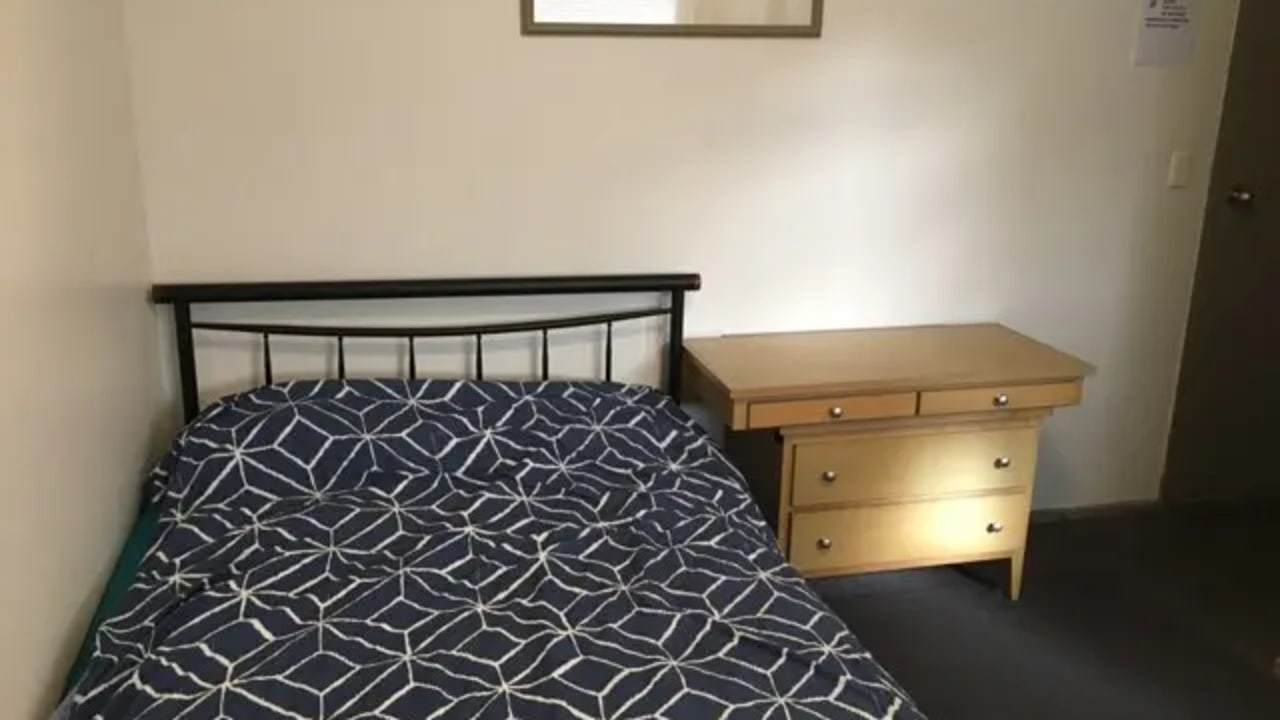 Furnished room studio flat for rent