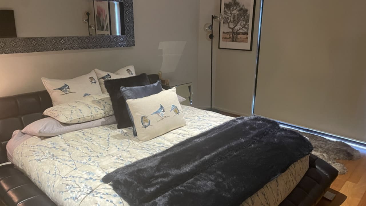 Whole property with 2 rooms for rent