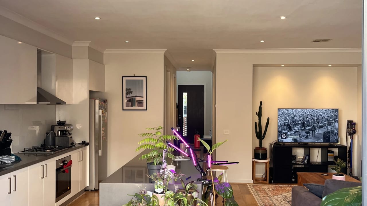 Unfurnished room in a share house