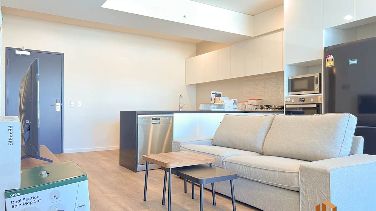 Furnished room with own bathroom