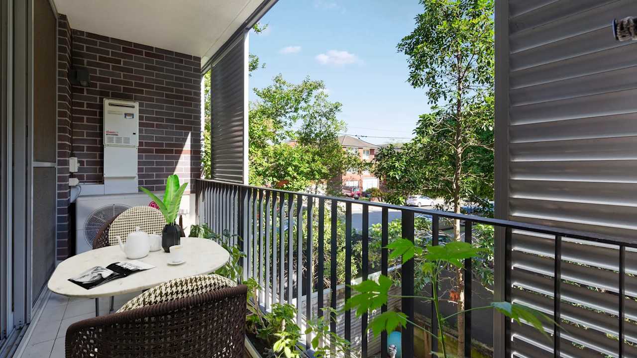 Whole property with 2 rooms for rent