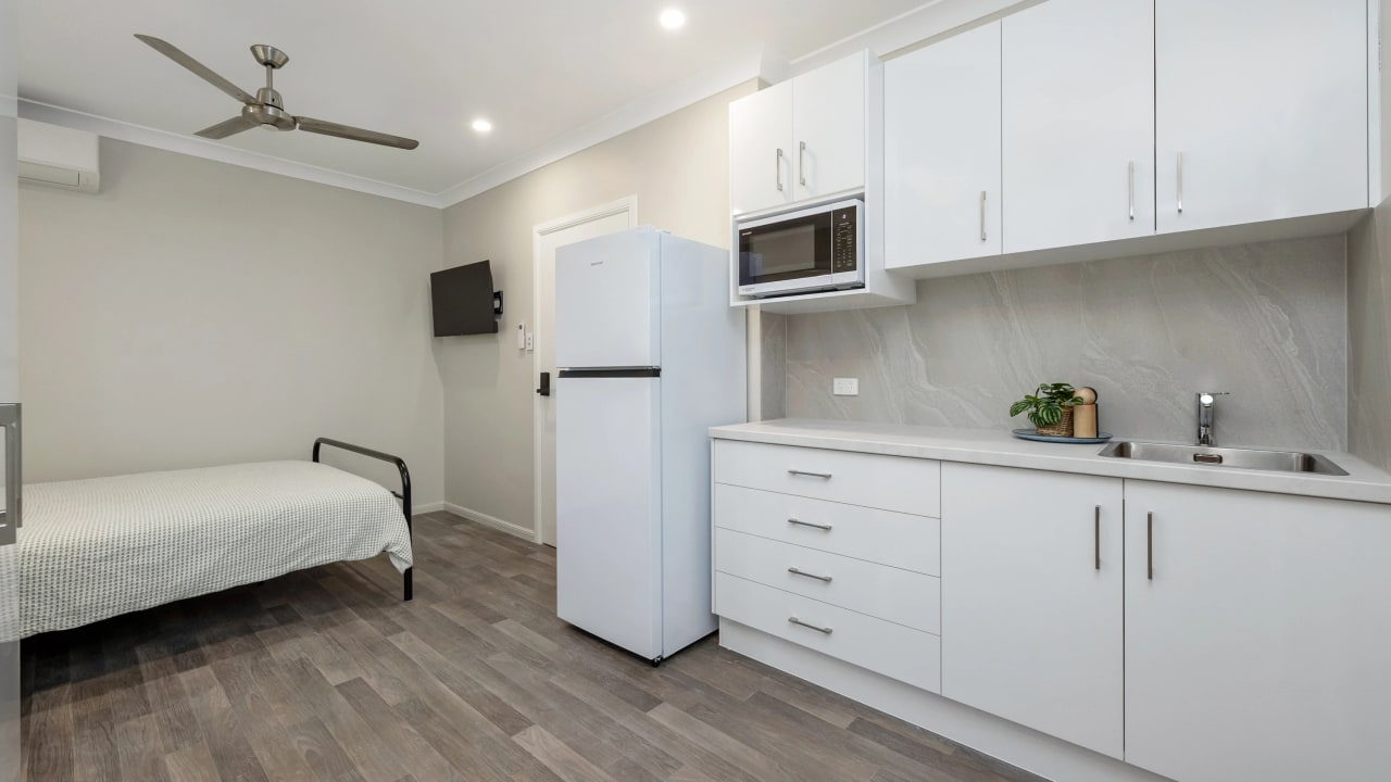 Furnished room studio flat for rent
