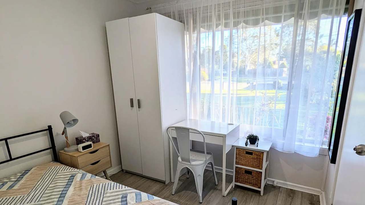 Furnished room in a share house