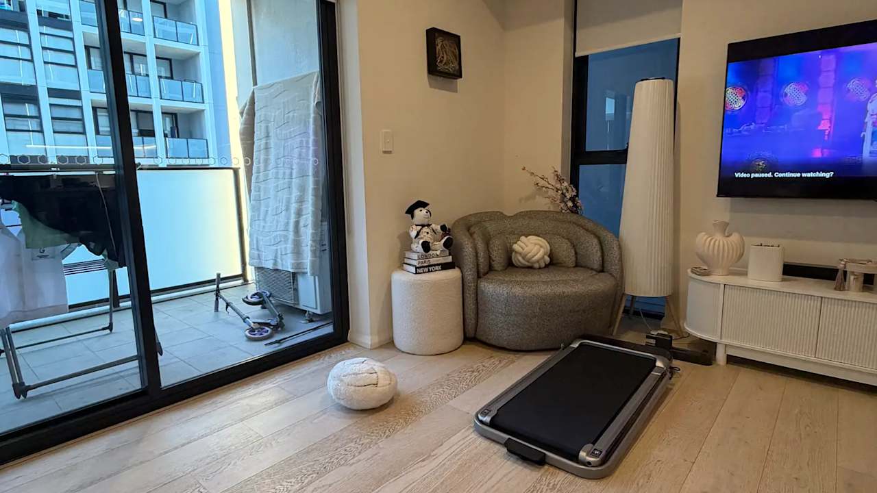 Furnished room with own bathroom