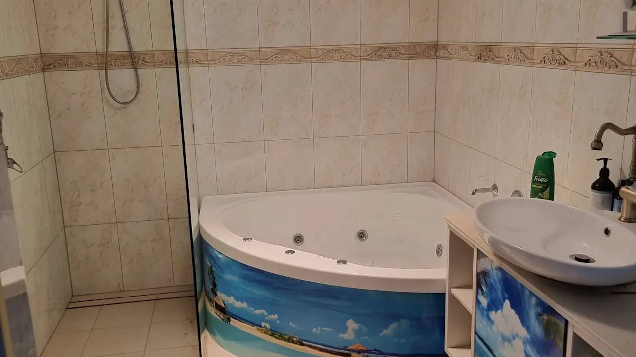 Furnished room with ensuite in a share house