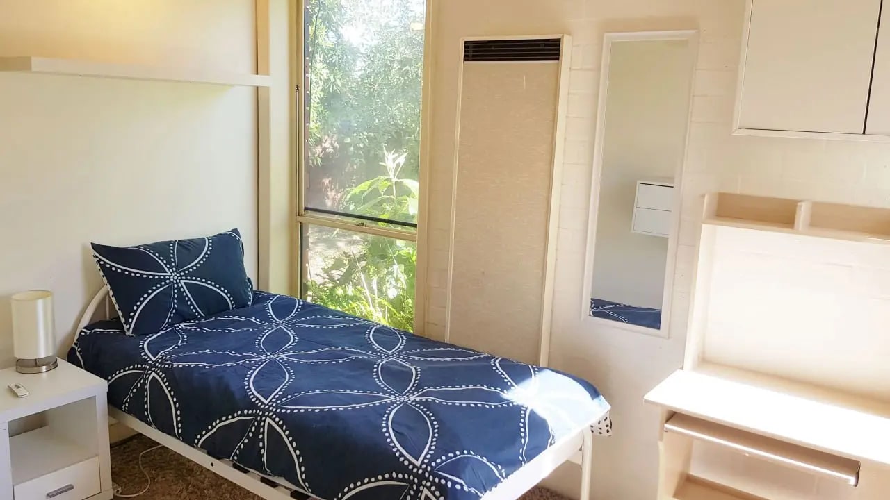 Furnished room in a share house