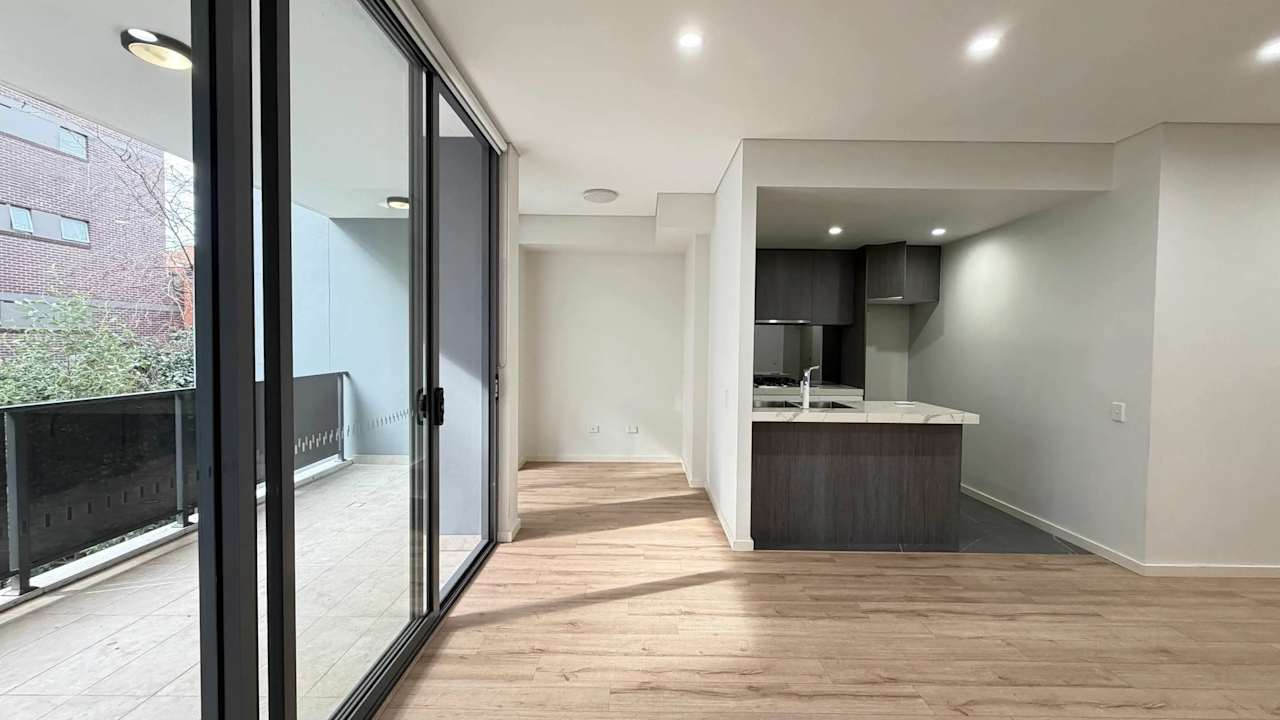 Whole property with 2 rooms for rent