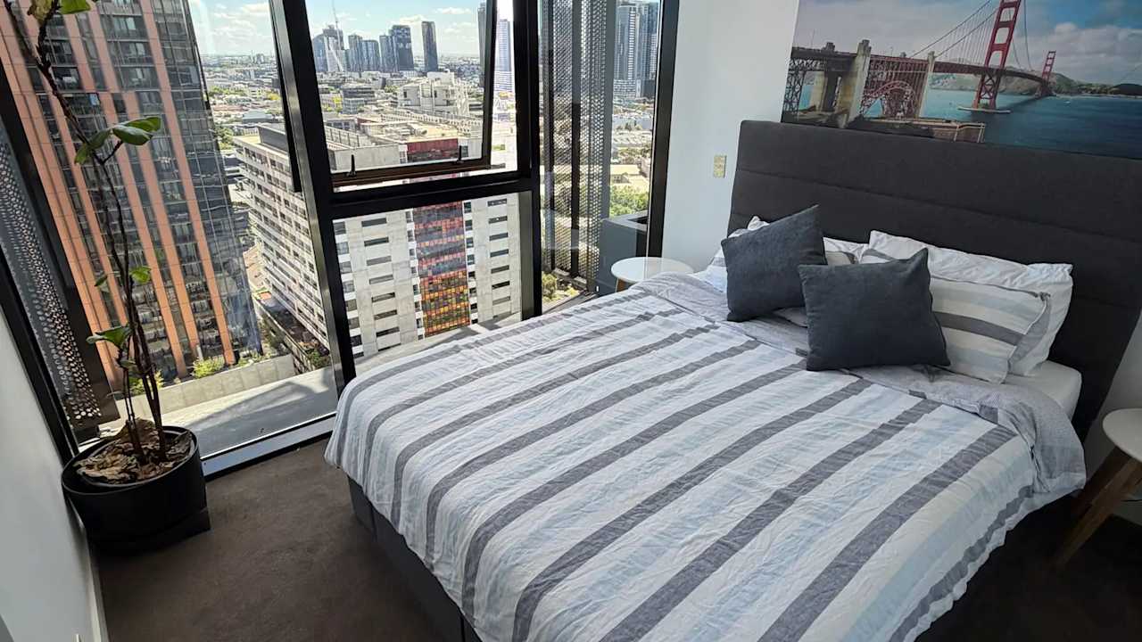 Furnished room with own bathroom