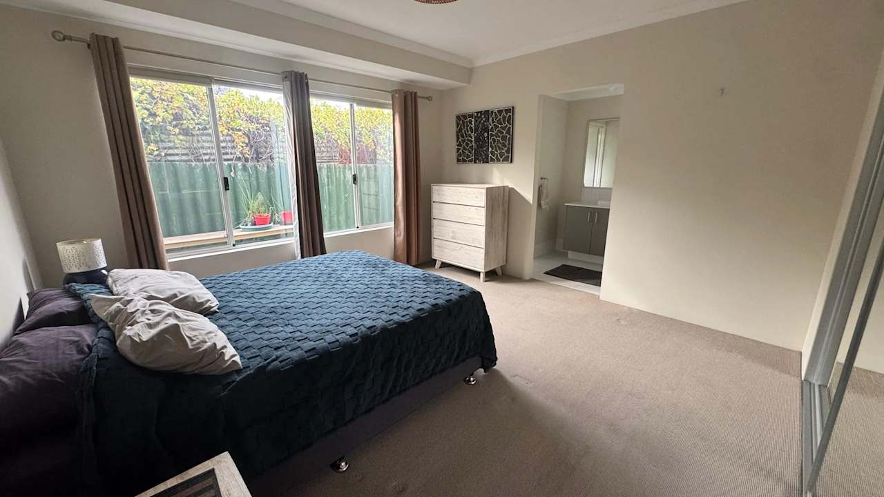 Furnished room with own bathroom
