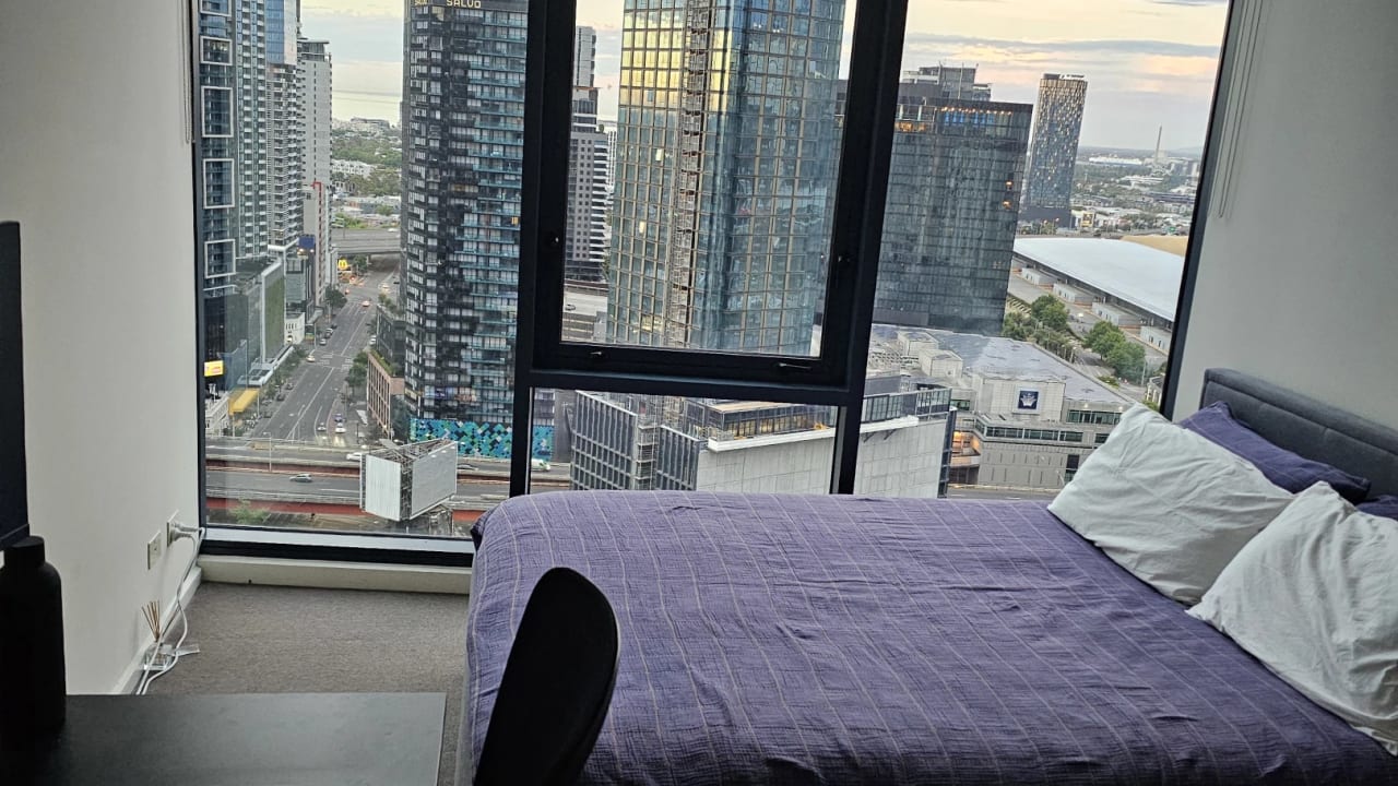 Unfurnished room with own bathroom