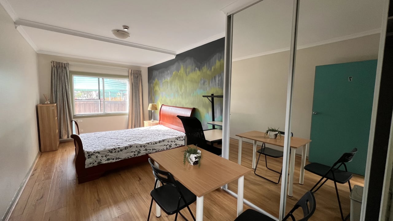 Furnished room in a share house