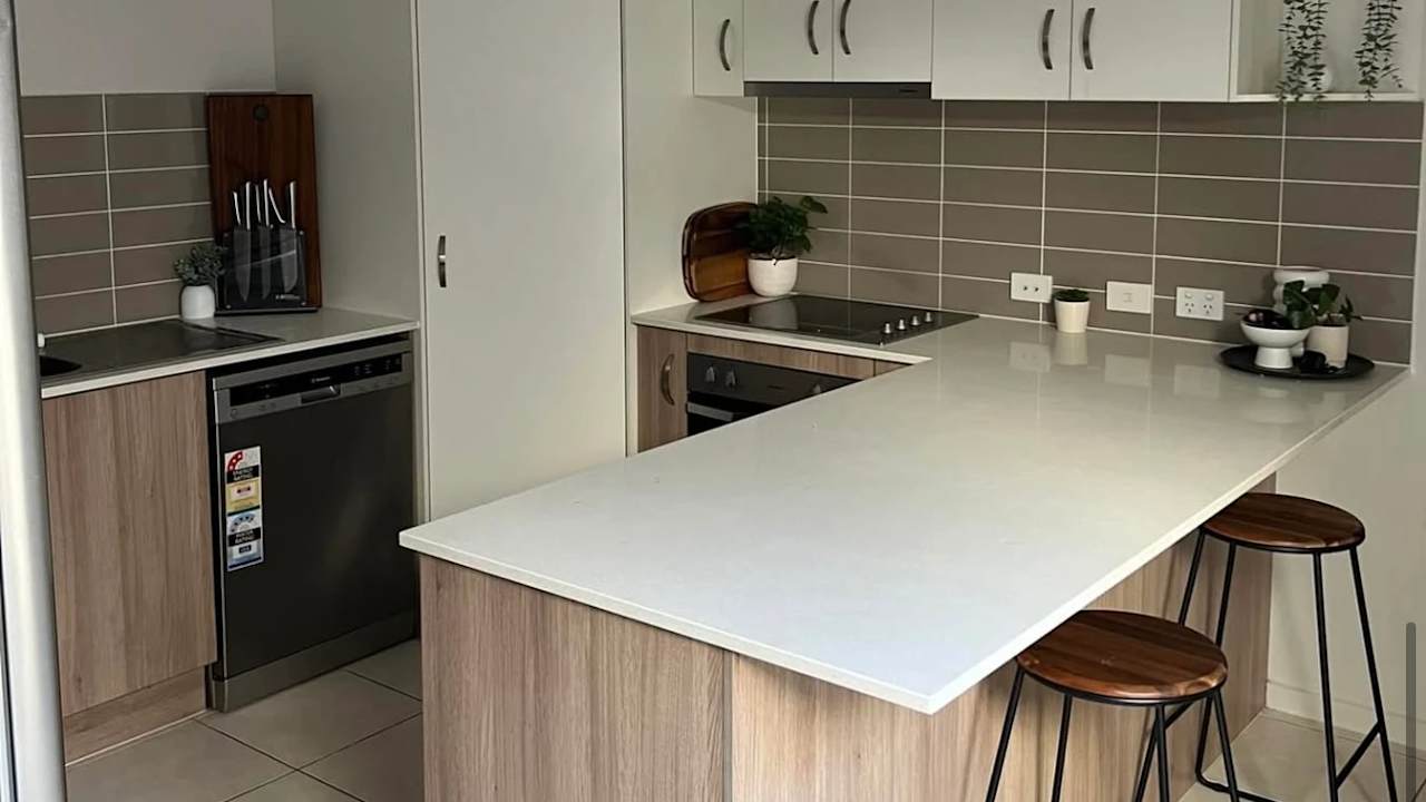 Unfurnished room in a share house
