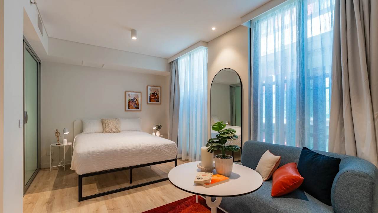 Furnished room studio flat for rent