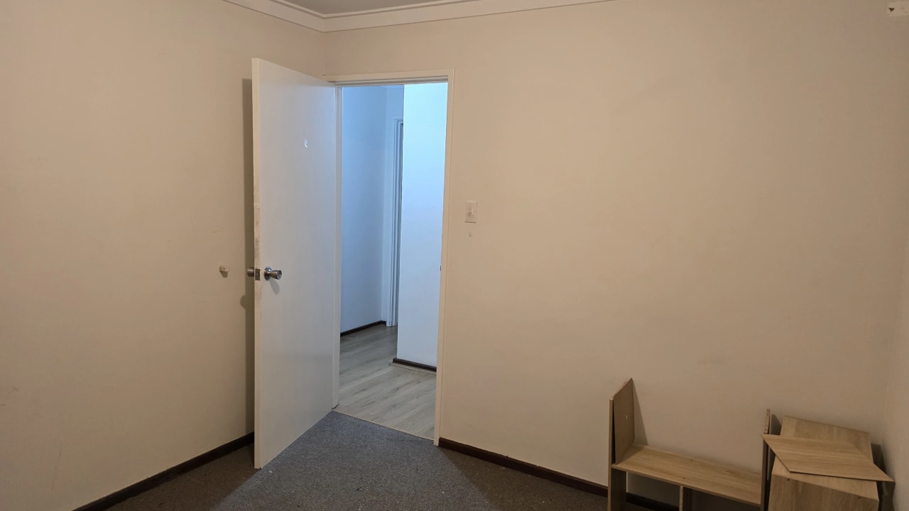 Unfurnished room in a share house