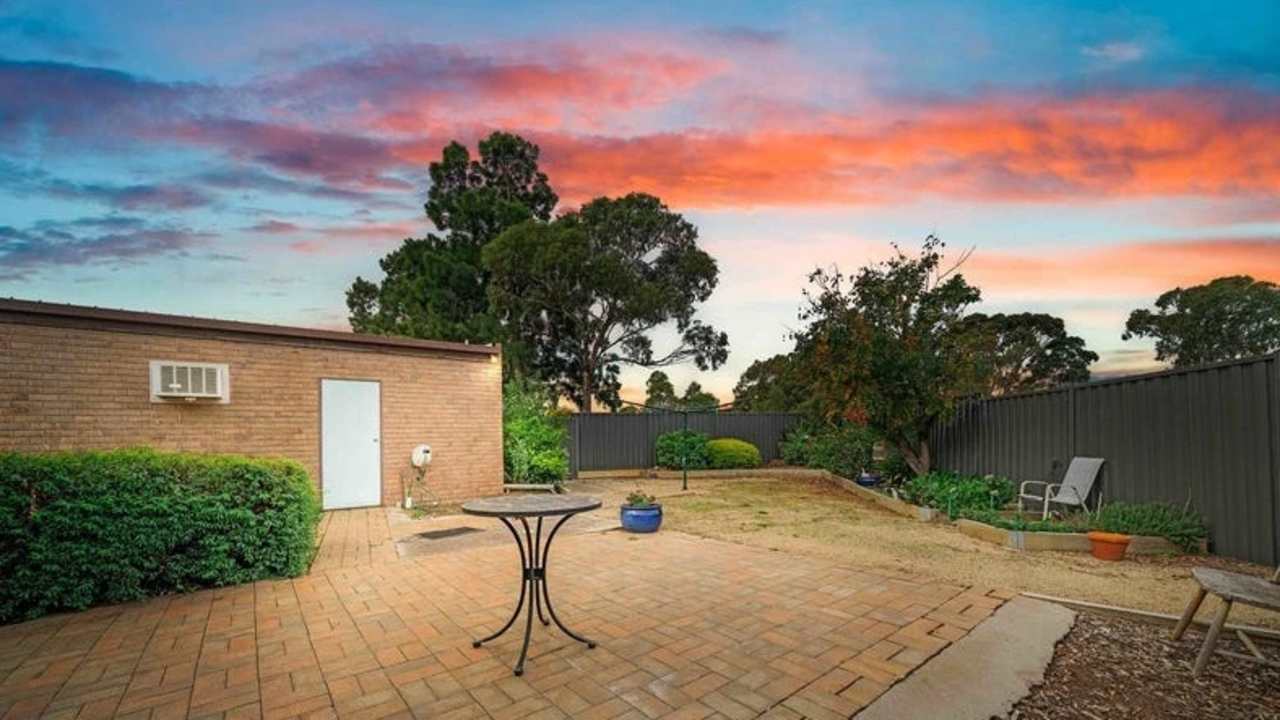 Room granny flat for rent