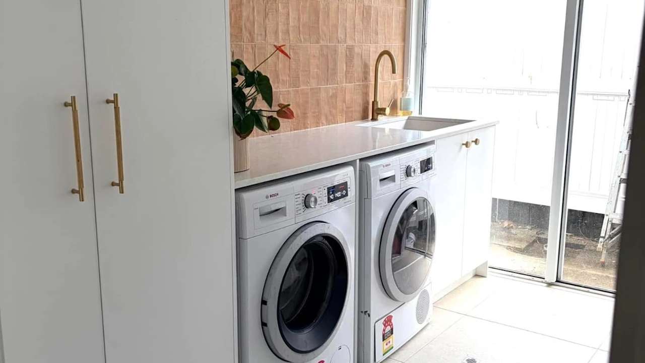 Unfurnished room with own bathroom