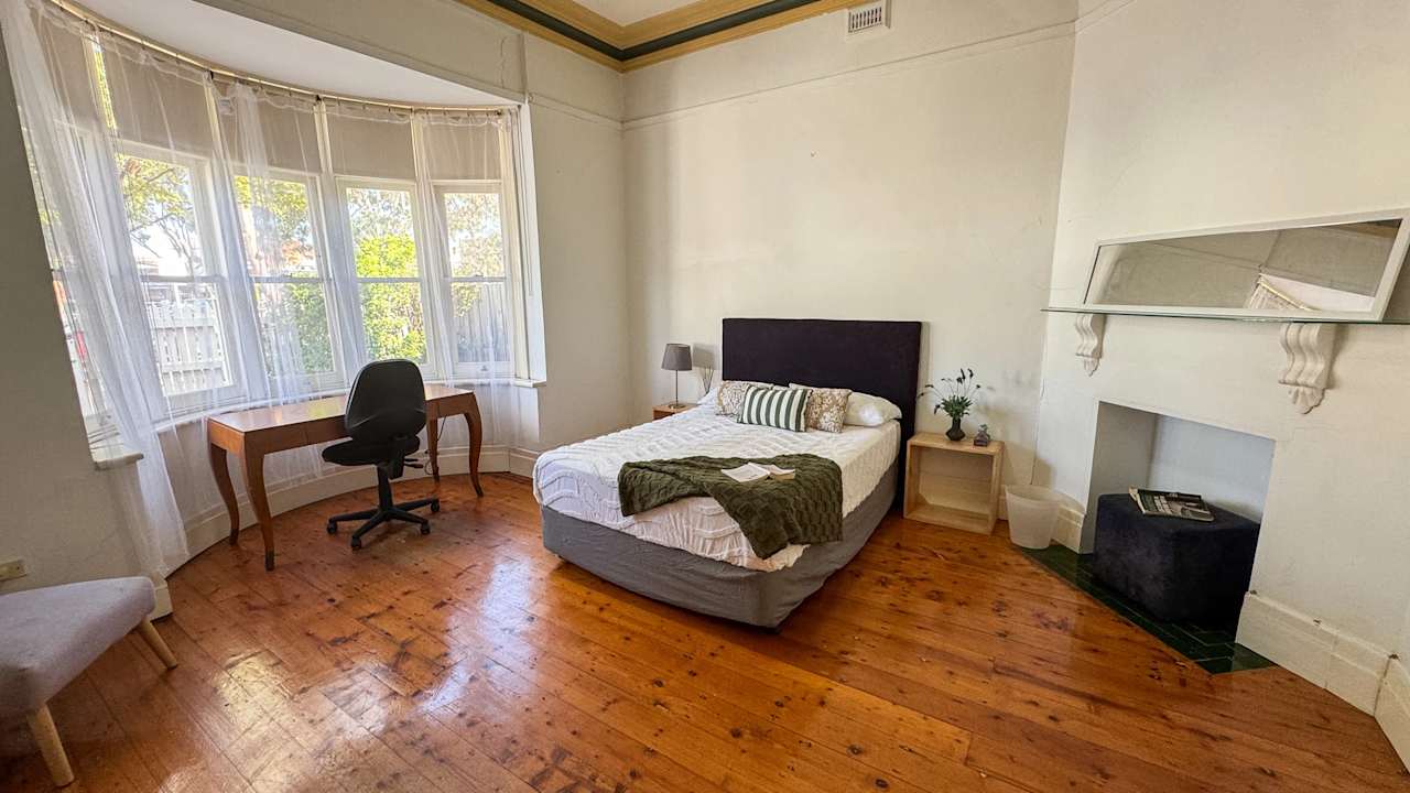 Whole property with 4 rooms for rent
