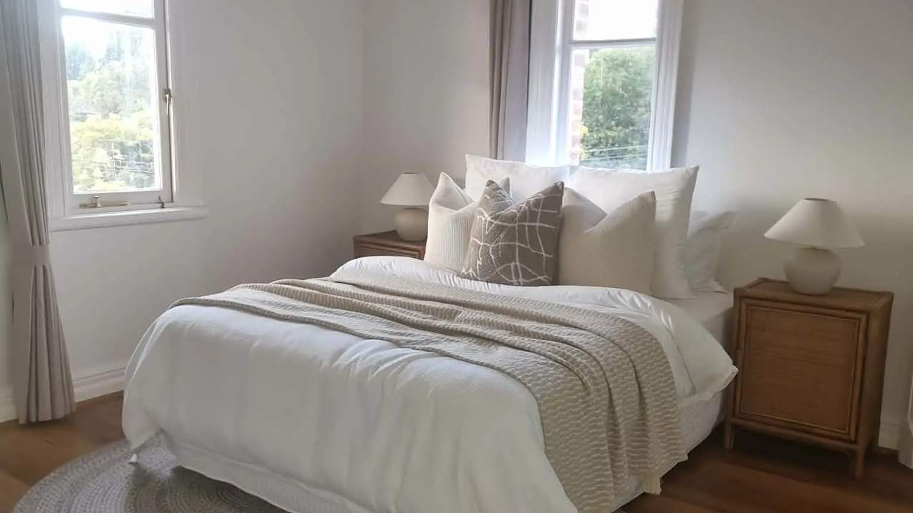Furnished room in a share house