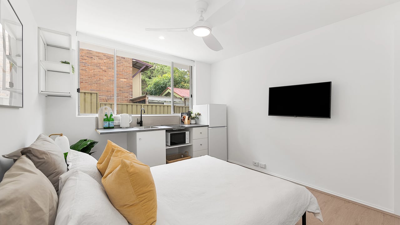 Room studio flat for rent