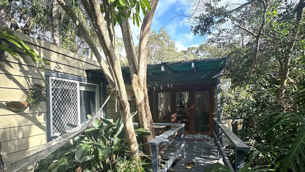 Room in a share house